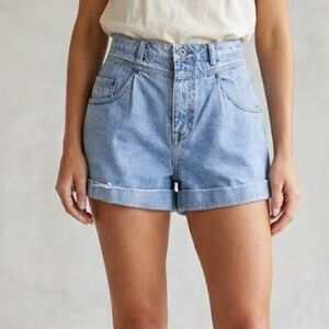 High-Rise Rolled Hem Denim Shorts - Light Blue